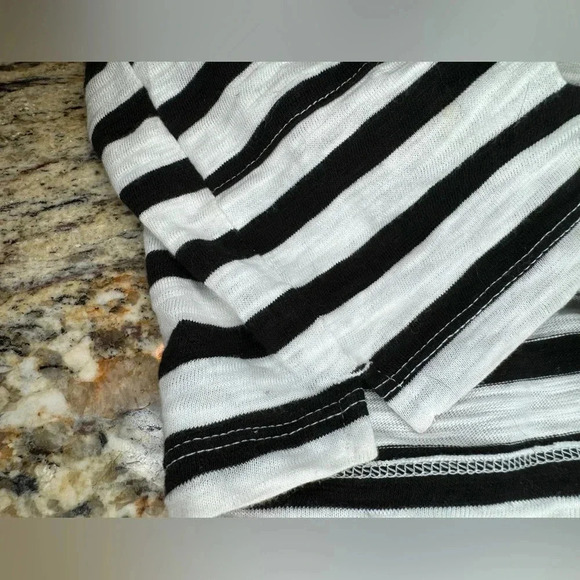 Time & Tru Black/White Stripe Shortall Romper Women's Size Large (12-14) - Picture 5 of 7